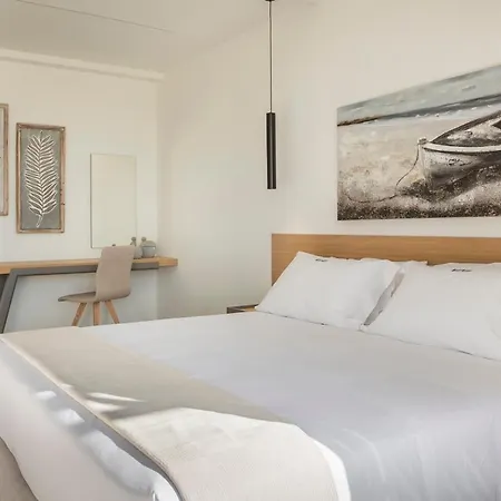 Modern Minimalist Naias Villa Atsoupades
